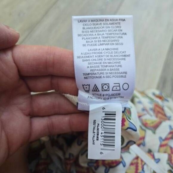 BCBGMaxazria romper fish and turtles tie top short shorts scoop neck medium - Picture 8 of 8